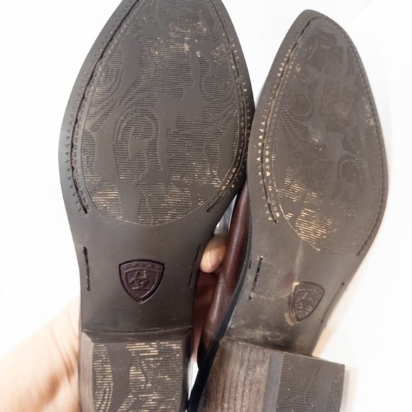 Ariat Womens Size 7 Mule Brown Leather Slip On Western Studded Medallion Heel - Picture 3 of 8